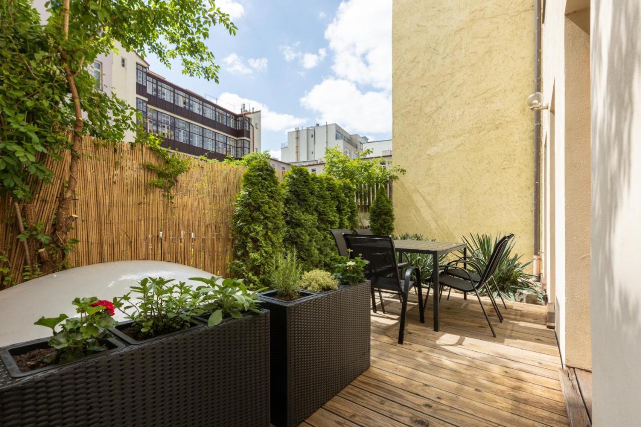 Apartment Centre Garden With Parking Prag